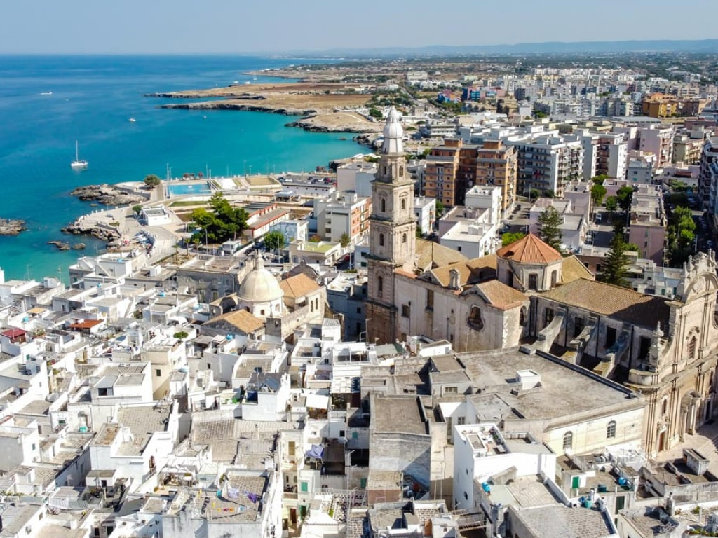 Monopoli, the start of the tour on Puglia's Adriatic coast