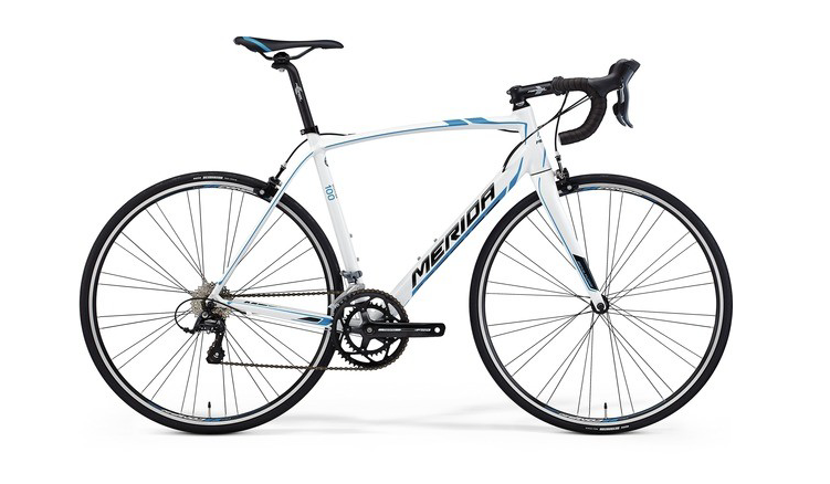 Merida Scultura road bike for rent in Puglia